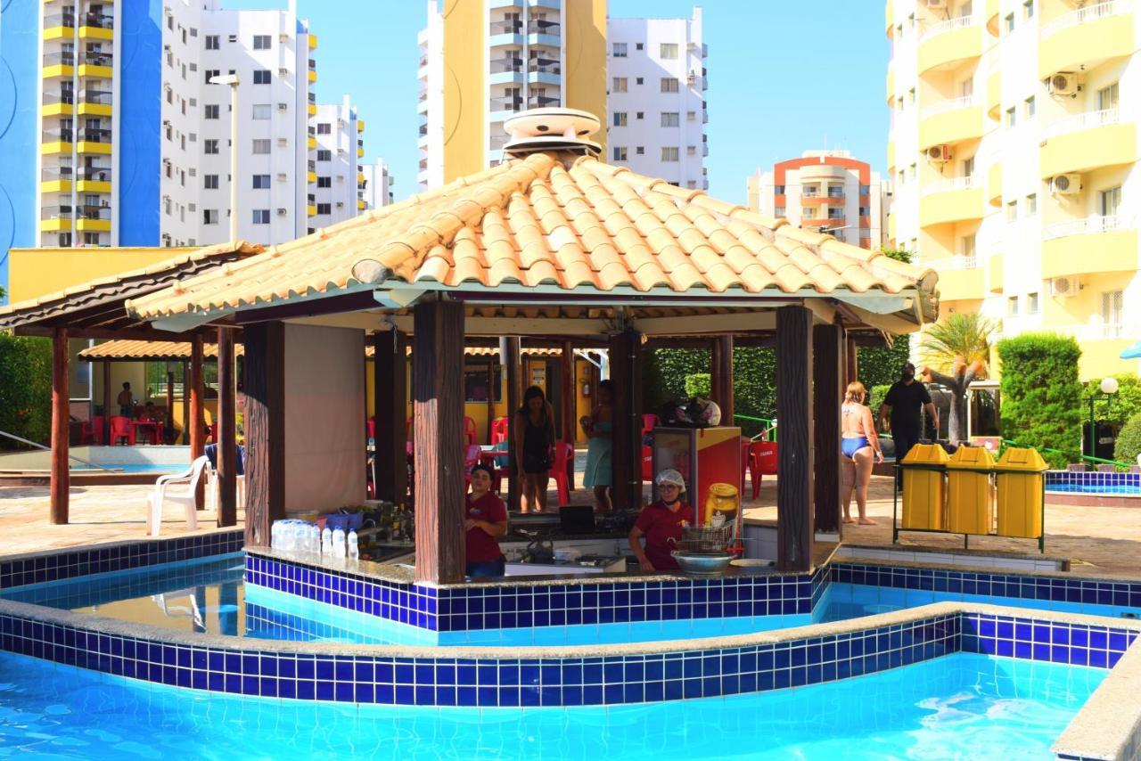 Aparthotel Flat Com Parque Aquatico Caldas Novas Exterior foto
